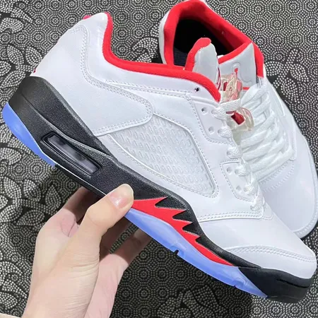 エアジョーダン カジュアルシューズ