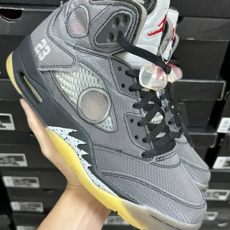 エアジョーダン カジュアルシューズ