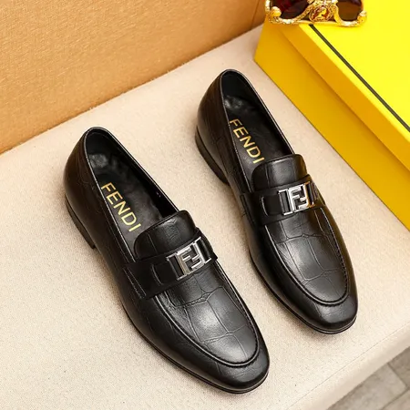 フェンディ ビジネスシューズ