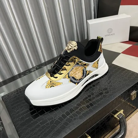 ヴェルサーチ カジュアルシューズ