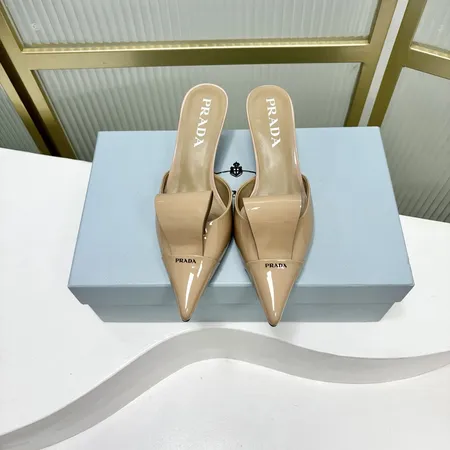 プラダ サンダル