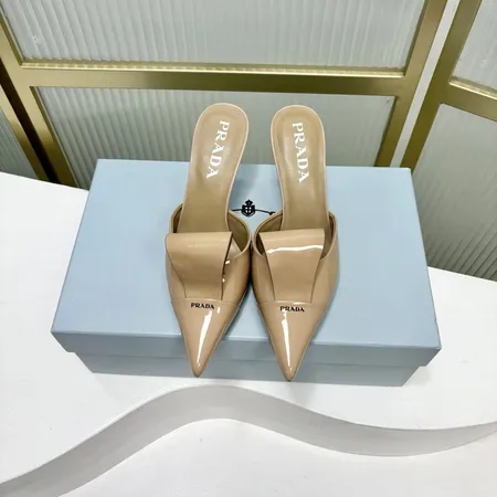 プラダ サンダル