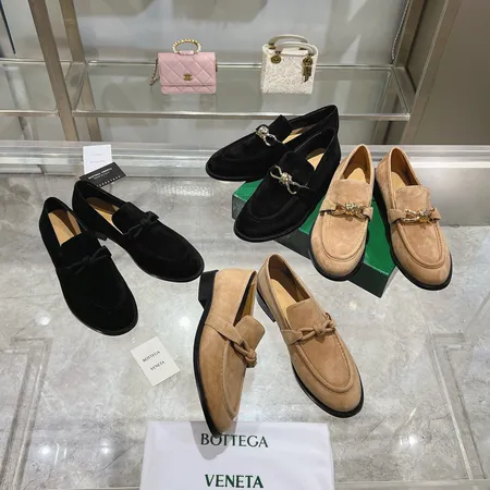 ボッテガ ヴェネタ ビジネスシューズ