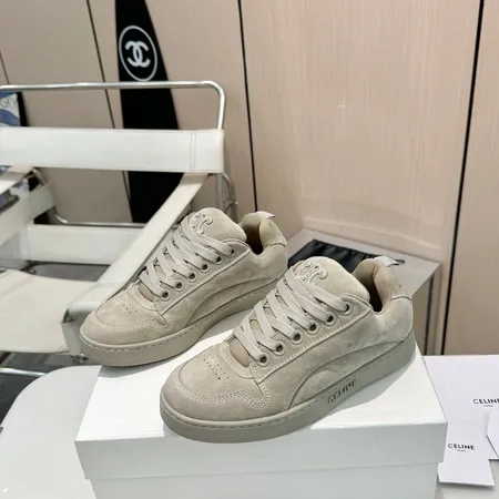 セリーヌ カジュアルシューズ