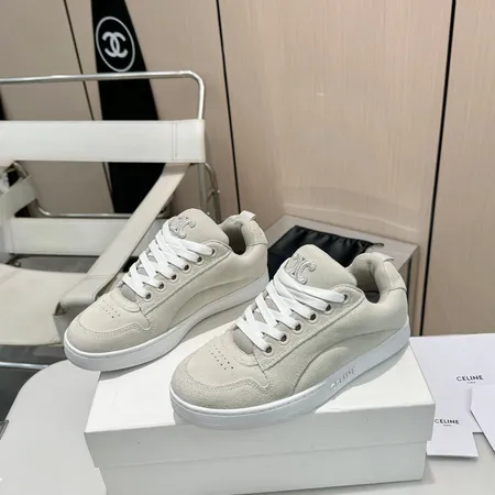 セリーヌ カジュアルシューズ