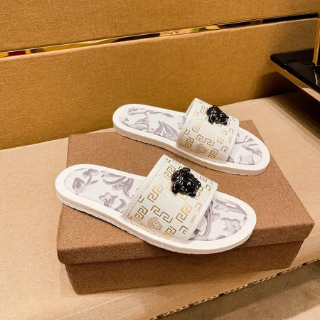 ヴェルサーチ スリッパ