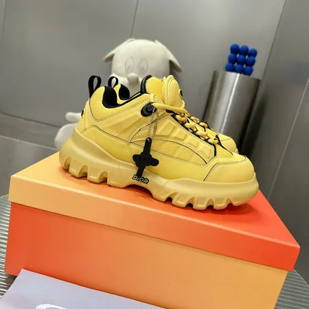 ハミルトン スニーカー