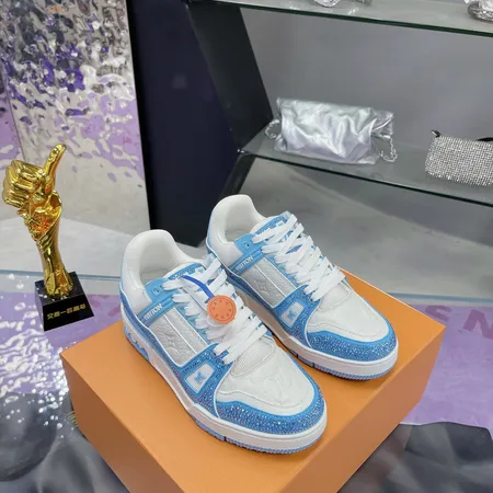 ルイヴィトン カジュアルシューズ