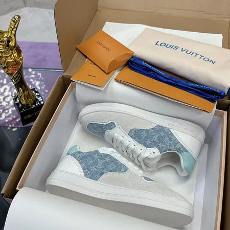 ルイヴィトン カジュアルシューズ