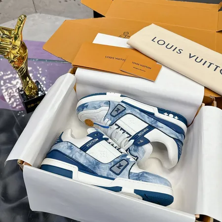 ルイヴィトン カジュアルシューズ