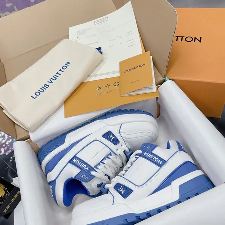 ルイヴィトン カジュアルシューズ