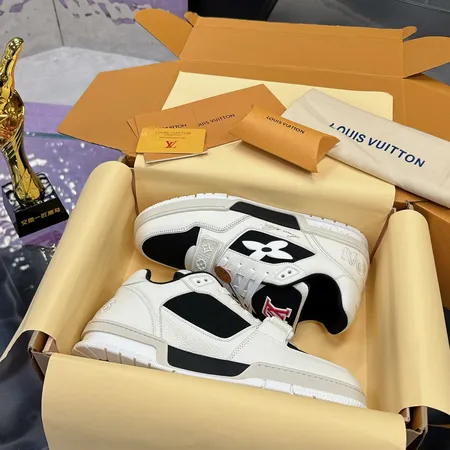 ルイヴィトン カジュアルシューズ