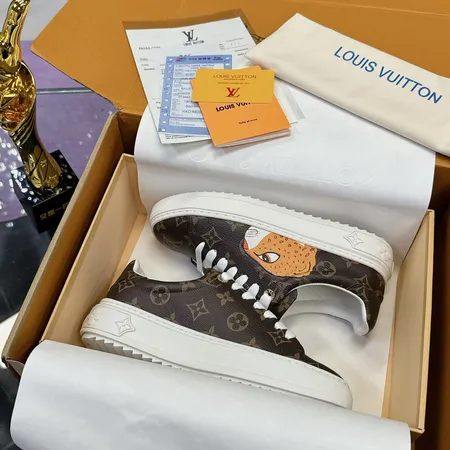 ルイヴィトン カジュアルシューズ