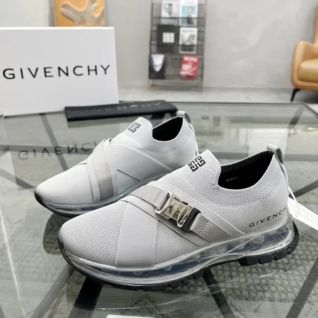 ジバンシィ カジュアルシューズ