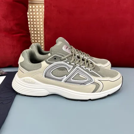 ディオール スニーカー