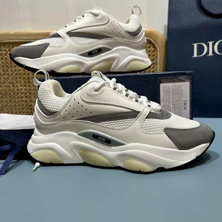 ディオール スニーカー