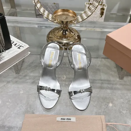 ミュウミュウ サンダル