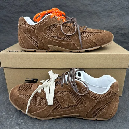 ミュウミュウ スニーカー