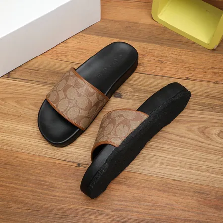 コーチ スリッパ