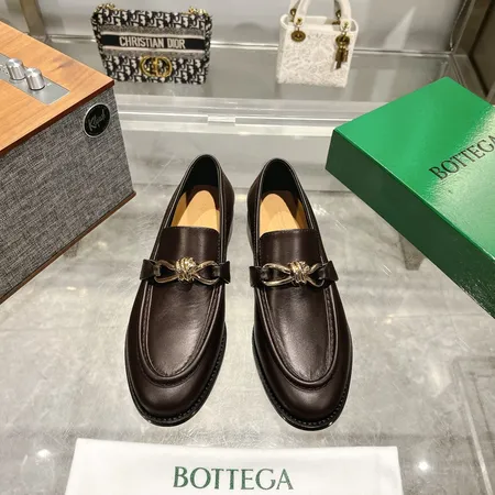 ボッテガ ヴェネタ カジュアルシューズ