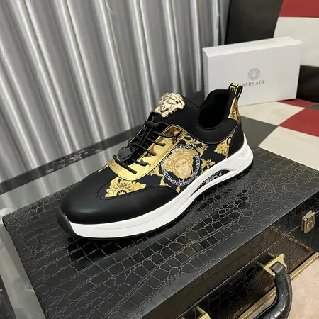 ヴェルサーチ カジュアルシューズ