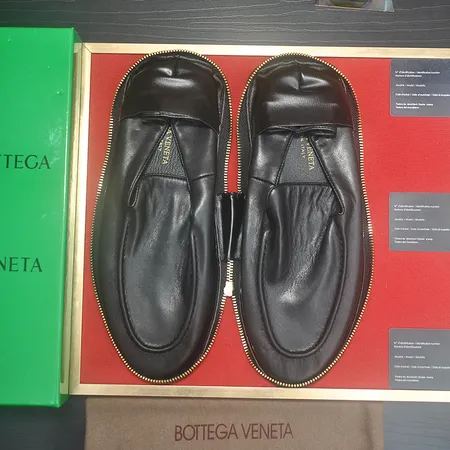 ボッテガ ヴェネタ カジュアルシューズ