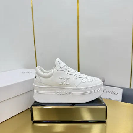 セリーヌ カジュアルシューズ