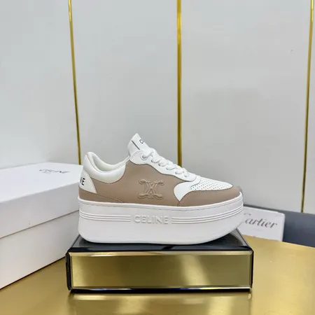 セリーヌ カジュアルシューズ
