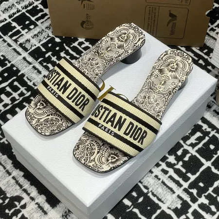 ディオール スリッパ