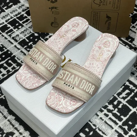 ディオール スリッパ