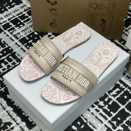 ディオール スリッパ