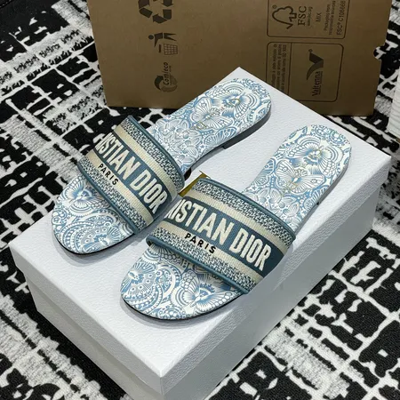 ディオール スリッパ