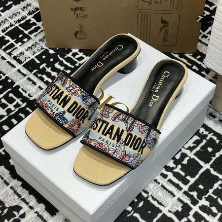 ディオール スリッパ