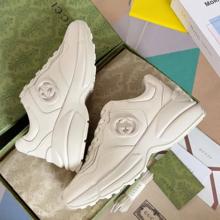 グッチ スニーカー