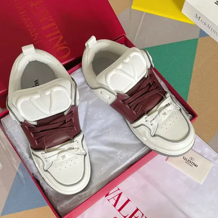 ヴァレンティノ カジュアルシューズ