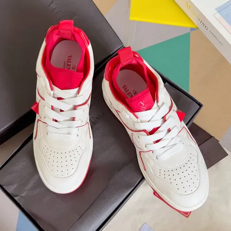 ヴァレンティノ カジュアルシューズ