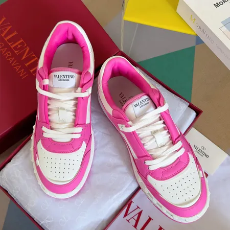 ヴァレンティノ カジュアルシューズ