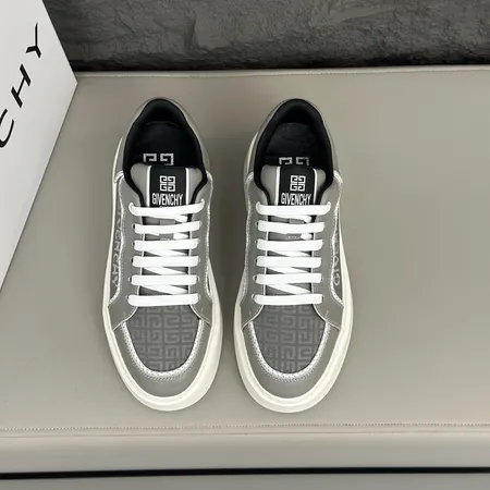 ジバンシィ カジュアルシューズ