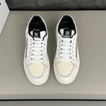 ジバンシィ カジュアルシューズ