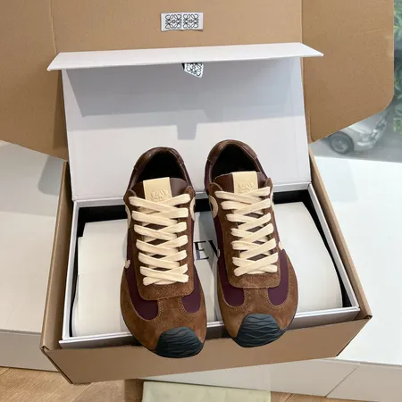 ロエベ カジュアルシューズ