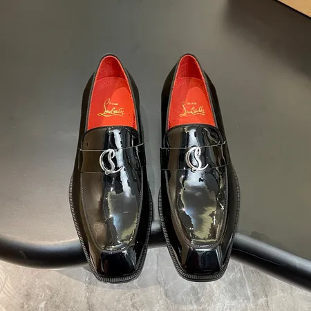 クリスチャン・ルブタン ビジネスシューズ