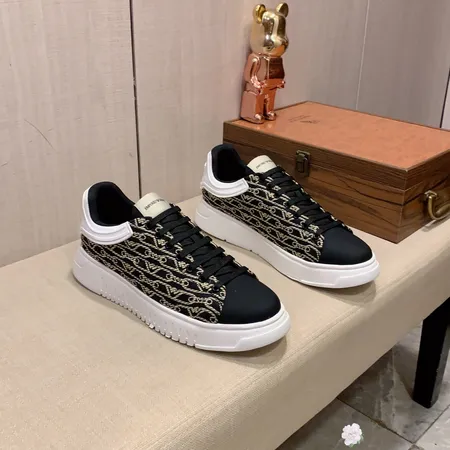 アルマーニ カジュアルシューズ