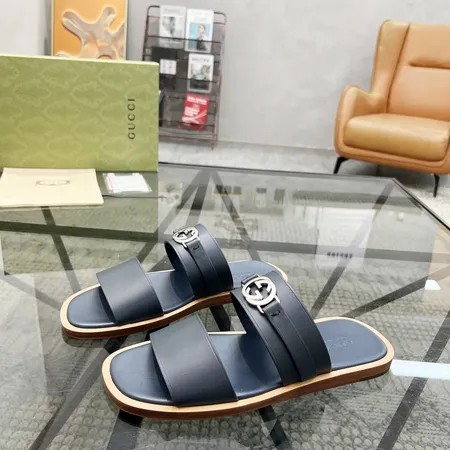 グッチ スリッパ