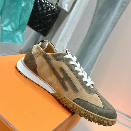 エルメス カジュアルシューズ