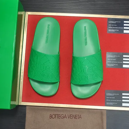 ボッテガ ヴェネタ スリッパ