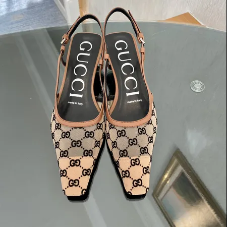 グッチ サンダル