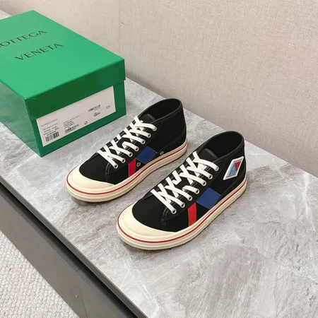 ボッテガ ヴェネタ カジュアルシューズ