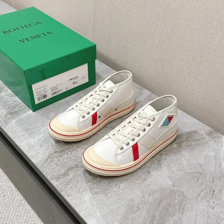 ボッテガ ヴェネタ カジュアルシューズ