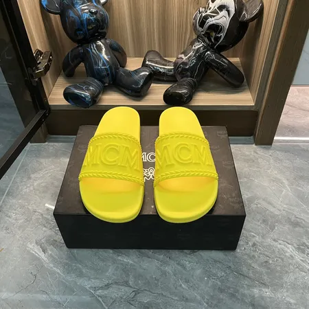 エムシーエム スリッパ