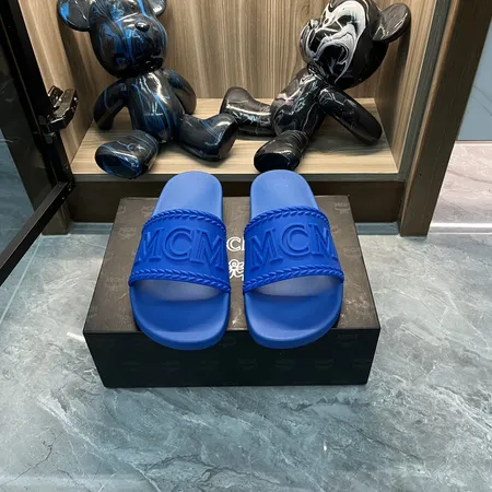 エムシーエム スリッパ